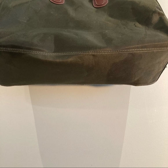 HANG TEN Travel Overnight Canvass Faux Leather  Trim Front Pocket - Picture 5 of 6